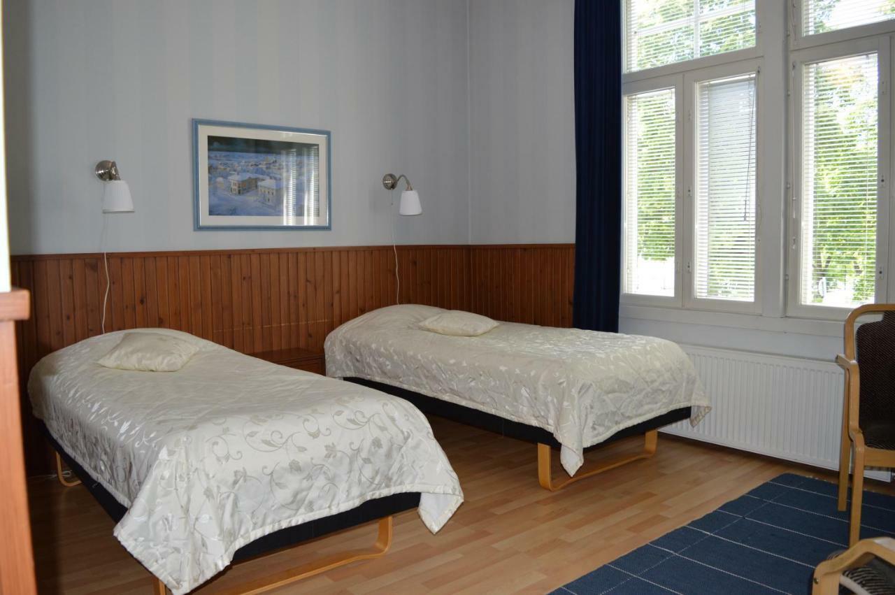 Gasthaus Pooki Uusikaupunki Ngoại thất bức ảnh